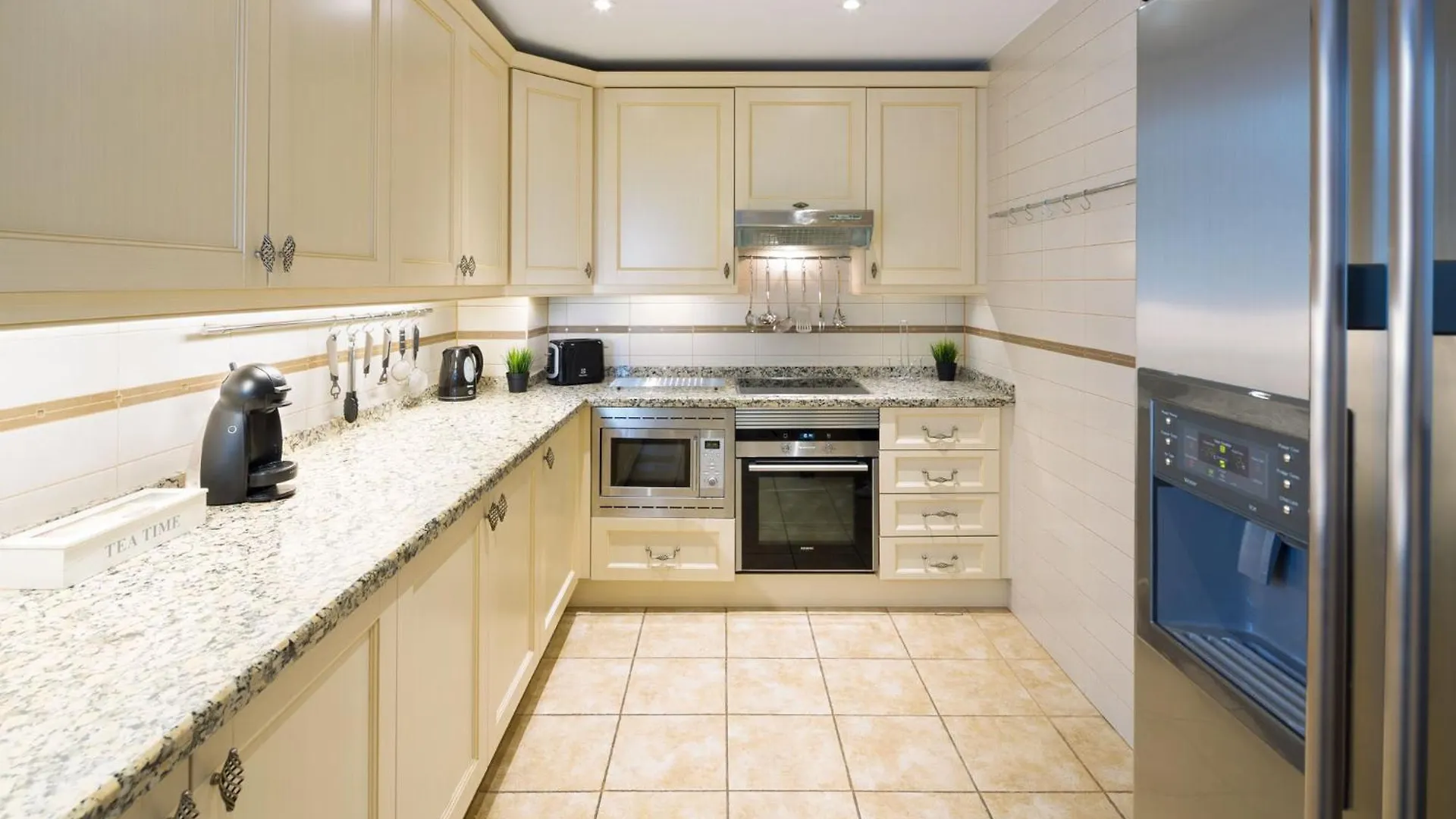 Luxury 5* 3 Beds Apartment In Playas Del Duque, Puerto Banus Marbella Spain